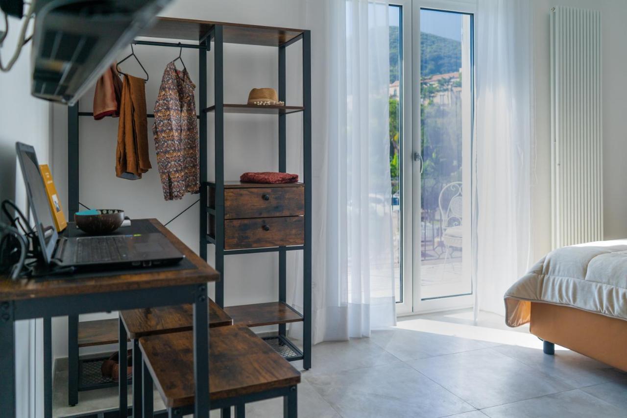 Alloggio Nuovissimo Al Centro E Rilassante Ίσκια Εξωτερικό φωτογραφία